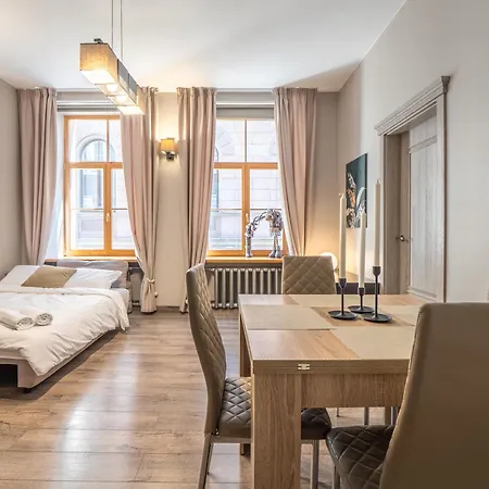 Barn Street Home, Old 1br Апартаменти *