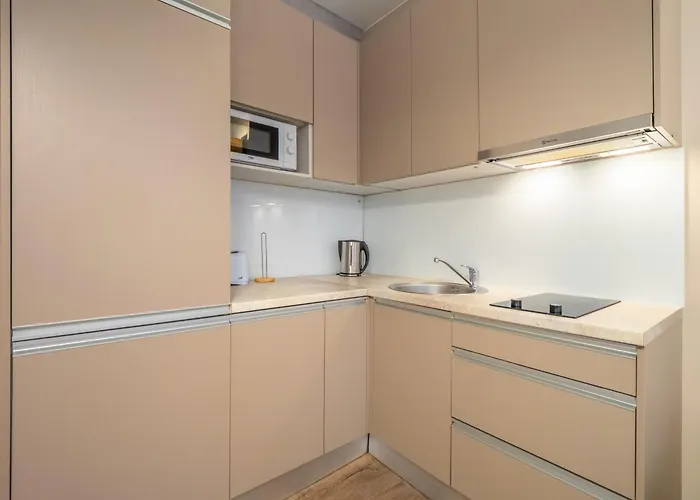 Barn Street Home, Old 1br