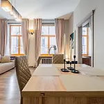 Dzīvoklis Barn Street Home, Old 1br *