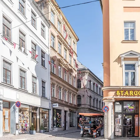 Barn Street Home, Old 1br Riga